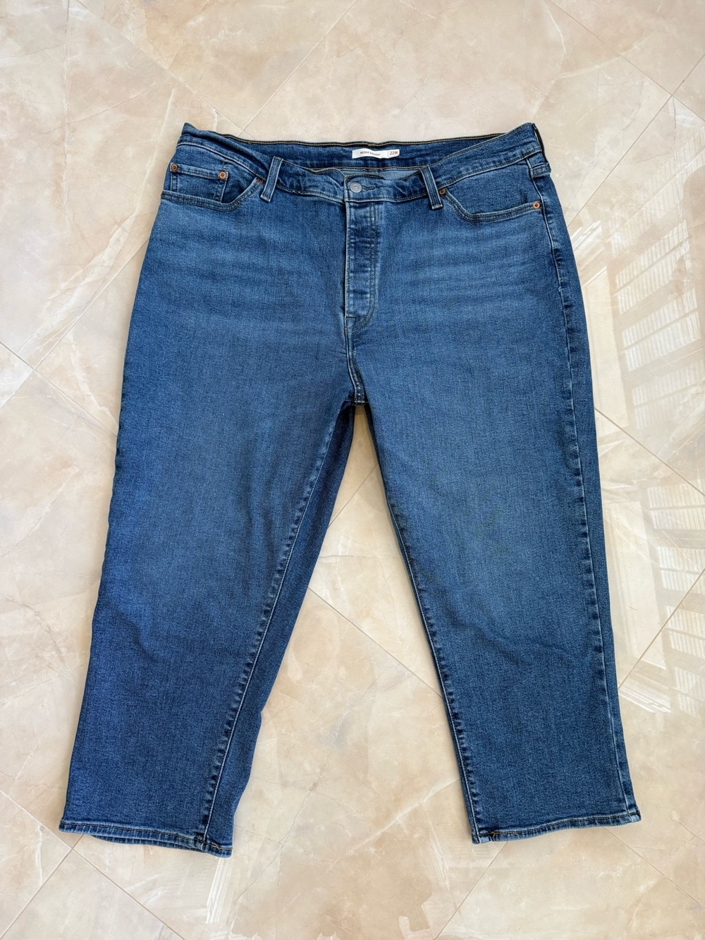 Levi's Wedgie Straight Cropped Jeans